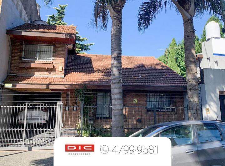 Casa · 158m² · 6 Ambientes · 2 Cocheras