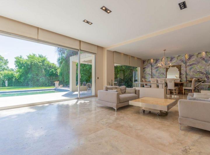 Casa · 633m² · 7 Ambientes