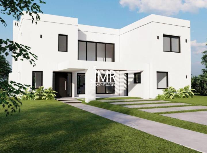 Casa · 254m² · 4 Dormitorios · 2 Cocheras