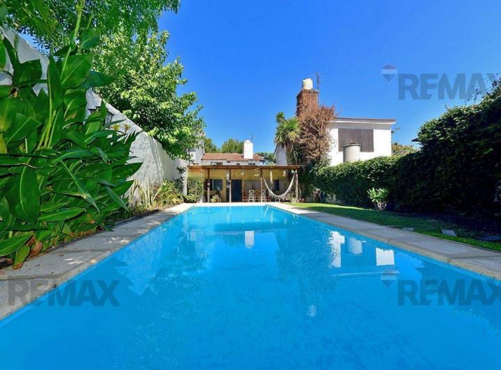 Casa · 173m² · 5 Ambientes · 1 Cochera