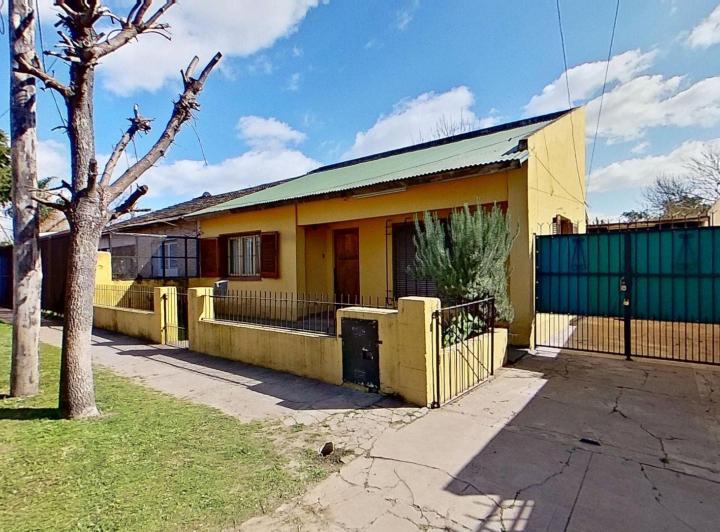 Casa · 168m² · 4 Ambientes · 2 Cocheras