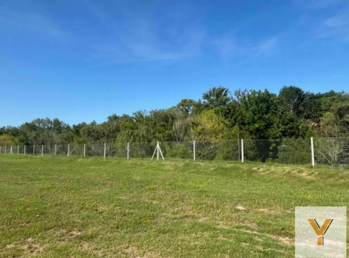 Terreno · 700m²