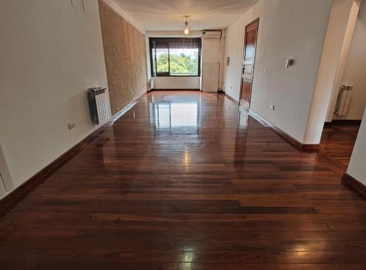 Casa · 133m² · 5 Ambientes · 2 Cocheras