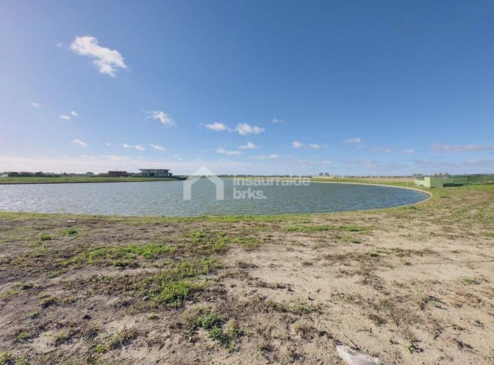 Terreno · 992m²