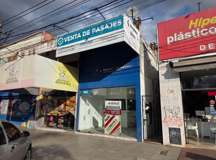 Local comercial · 81m²