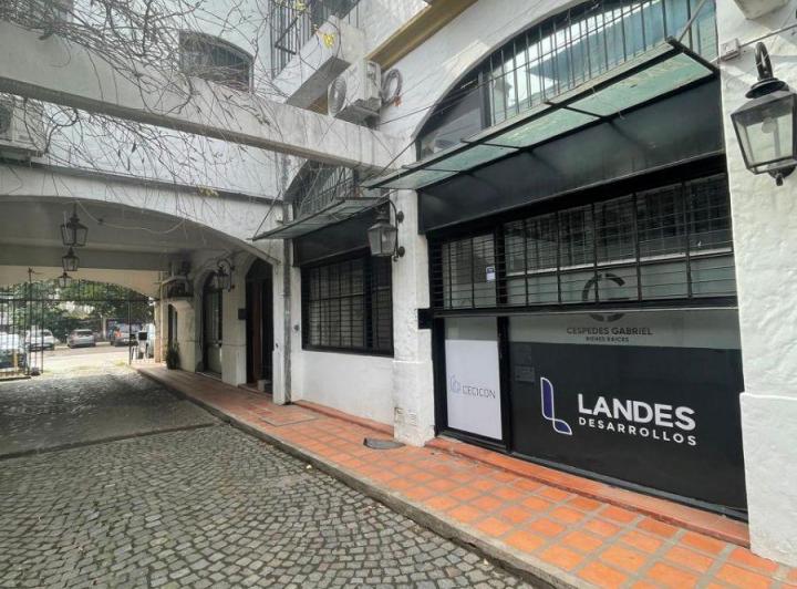 Oficina comercial · 46m² · 2 Ambientes · 1 Cochera