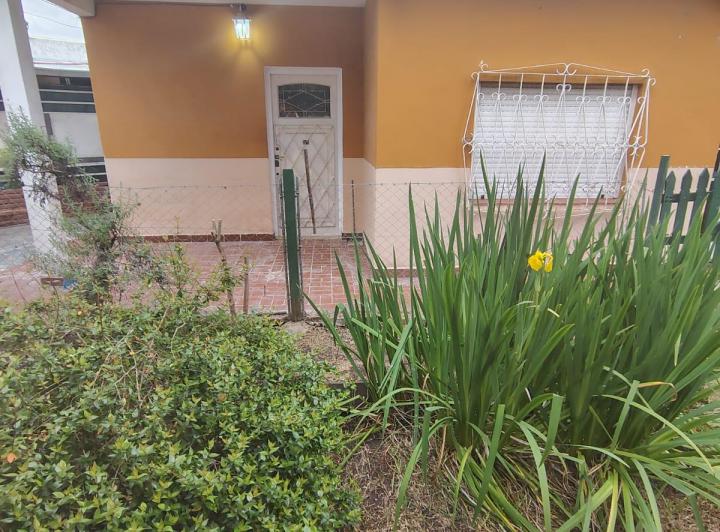 Casa · 120m² · 4 Ambientes · 1 Cochera