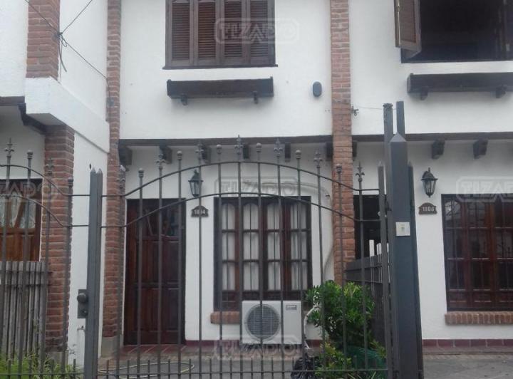 Casa · 95m² · 3 Ambientes · 1 Cochera