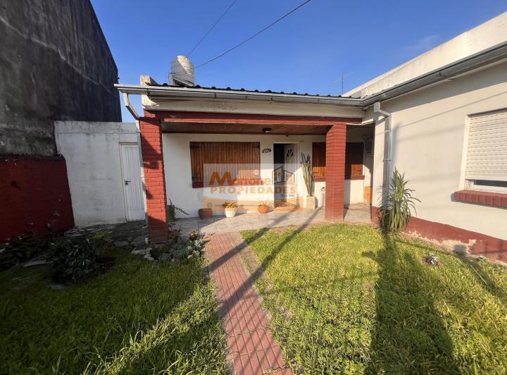 Casa · 80m² · 4 Ambientes · 1 Cochera