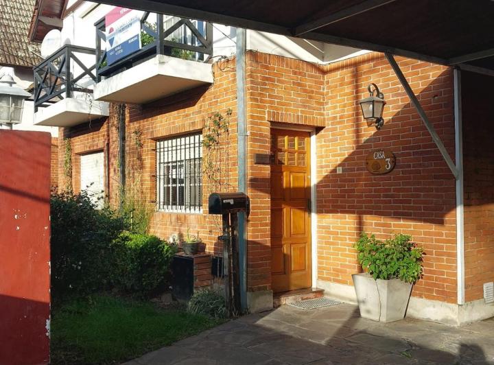 Casa · 125m² · 4 Ambientes · 1 Cochera