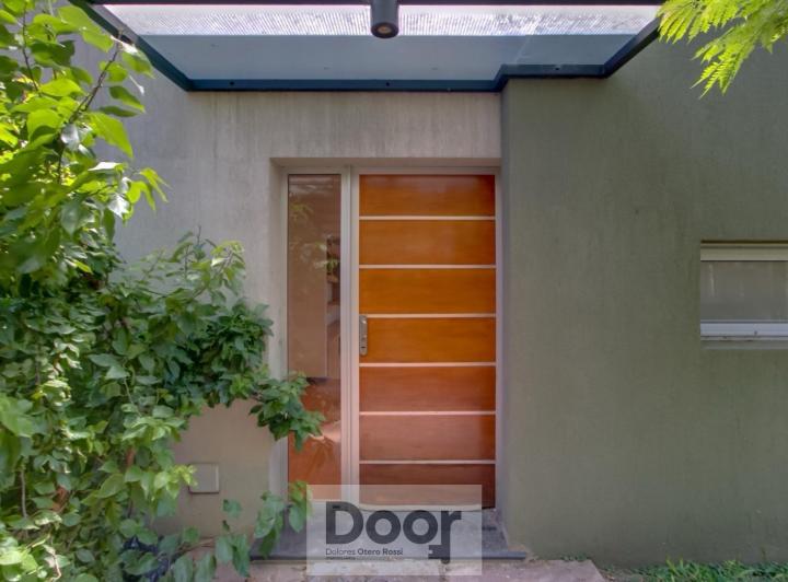 Casa · 120m² · 5 Ambientes · 2 Cocheras