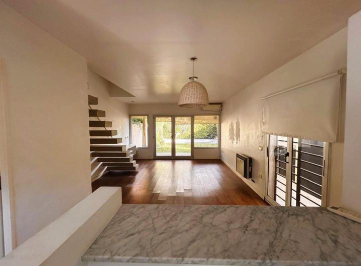 Casa · 70m² · 3 Ambientes · 1 Cochera