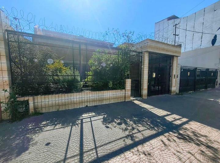 Casa · 173m² · 4 Ambientes · 1 Cochera
