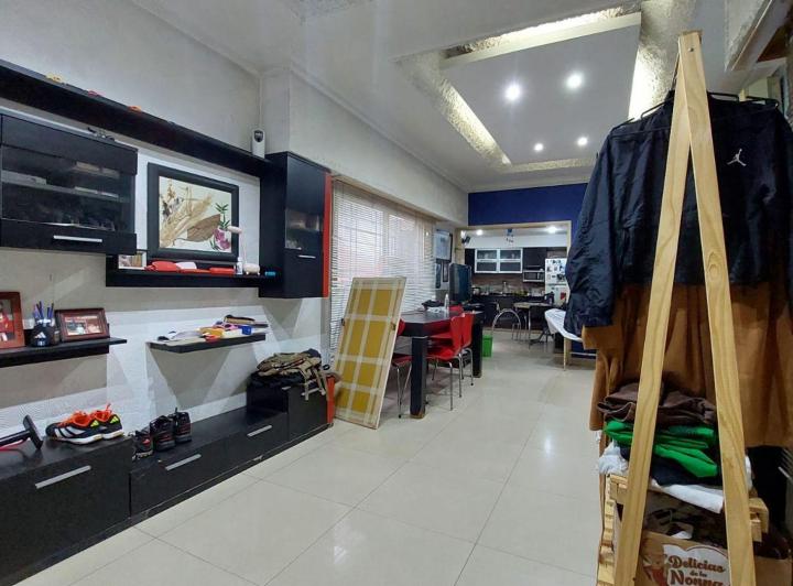 Casa · 221m² · 3 Ambientes · 2 Cocheras