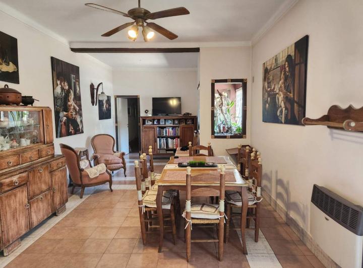 Casa · 147m² · 4 Ambientes · 1 Cochera