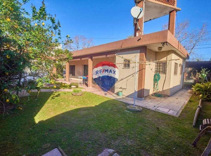 Casa · 130m² · 5 Ambientes · 1 Cochera