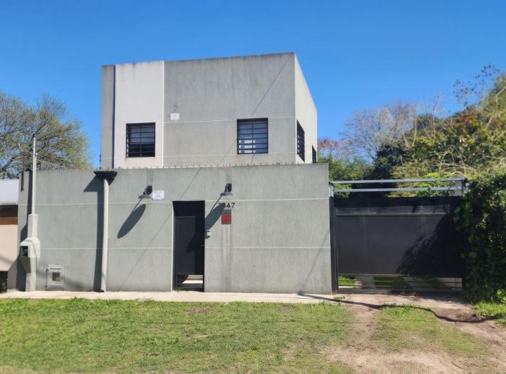 Casa · 180m² · 6 Ambientes