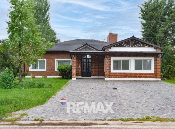 Casa · 185m² · 5 Ambientes