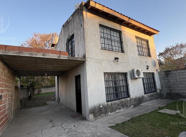 Casa · 109m² · 3 Ambientes · 2 Cocheras