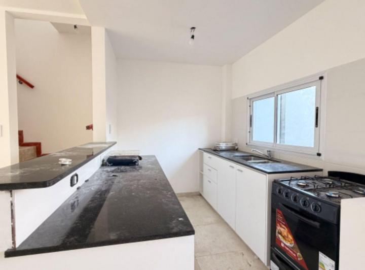 Casa · 65m² · 2 Ambientes · 1 Cochera
