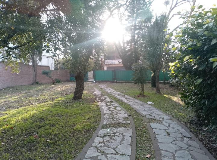 Casa · 132m² · 1 Ambiente · 3 Cocheras