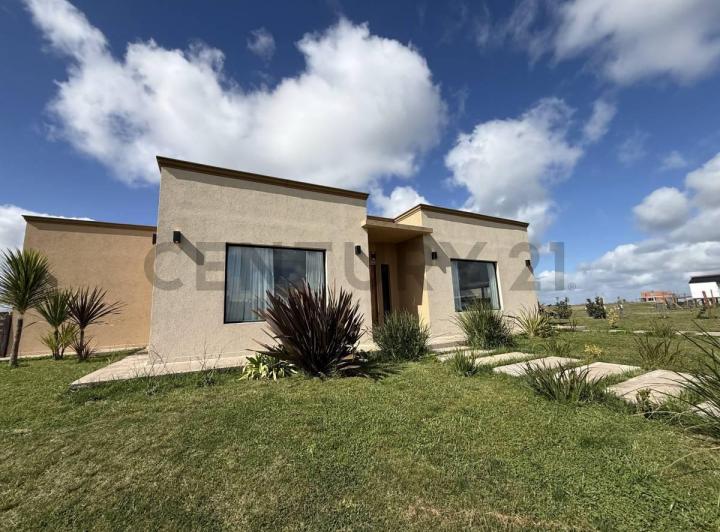 Casa · 140m² · 4 Ambientes