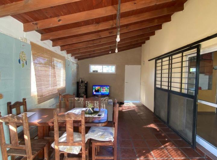 Casa · 100m² · 4 Ambientes · 2 Cocheras