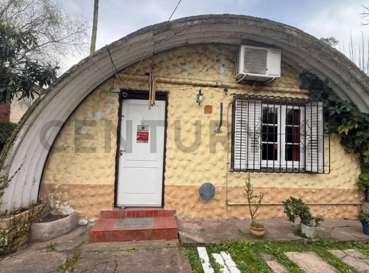 Casa · 65m² · 2 Ambientes · 1 Cochera