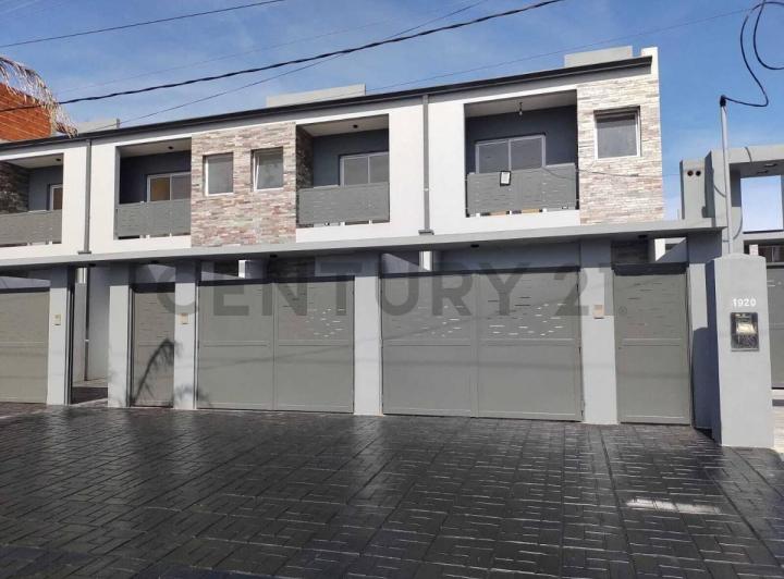 Casa · 71m² · 2 Ambientes · 1 Cochera