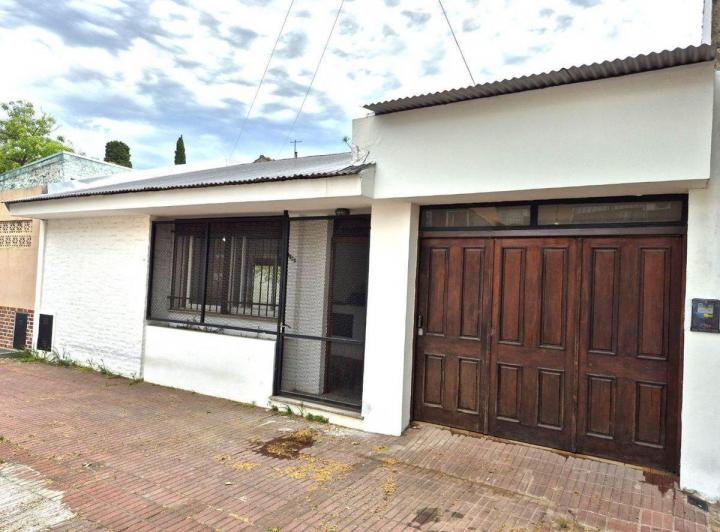 Casa · 104m² · 3 Ambientes · 1 Cochera