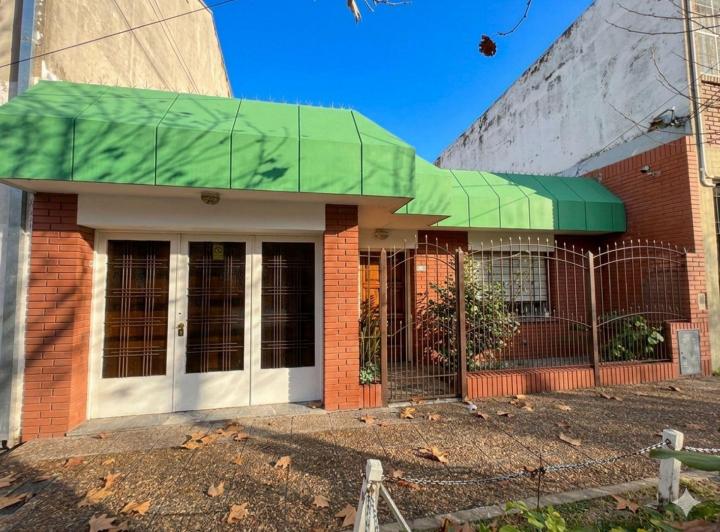 Casa · 137m² · 3 Ambientes · 1 Cochera