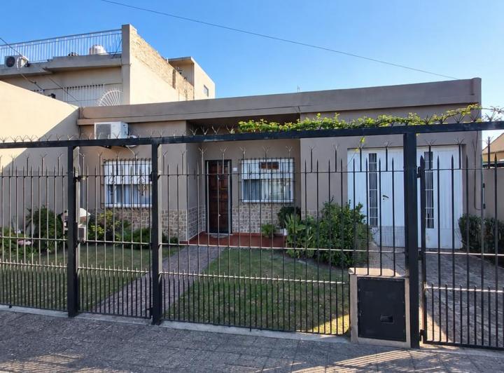 Casa · 80m² · 4 Ambientes