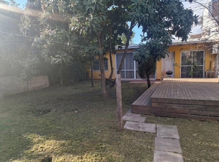 Casa · 50m² · 2 Ambientes · 2 Cocheras
