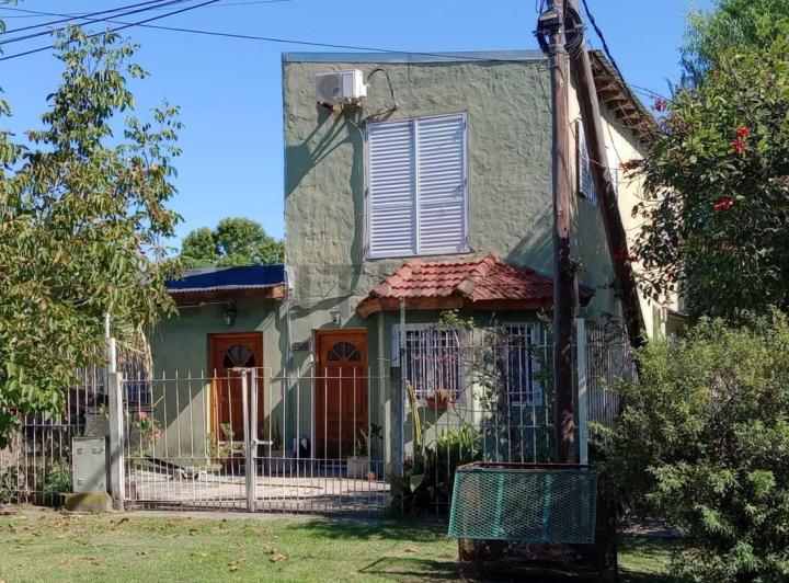 Casa · 170m² · 7 Ambientes · 1 Cochera