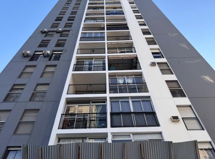 Departamento · 76m² · 5 Ambientes · 2 Cocheras