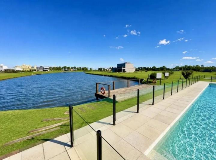 Terreno · 974m²