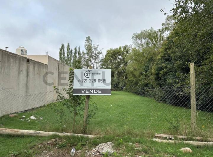 Terreno · 648m²