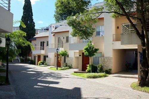 Casa · 100m² · 3 Ambientes · 1 Cochera