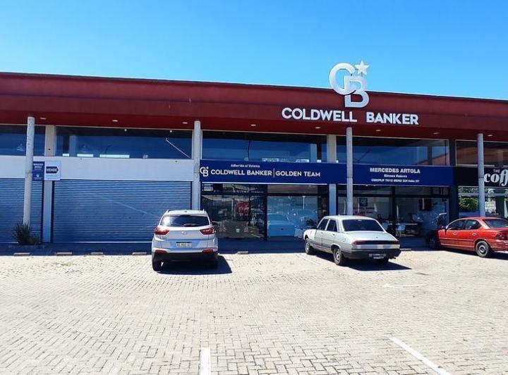 Local comercial · 100m² · 1 Ambiente · 5 Cocheras