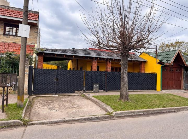 Casa · 85m² · 3 Ambientes · 1 Cochera