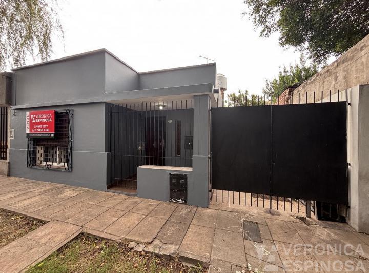 Casa · 64m² · 3 Ambientes · 1 Cochera