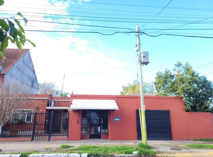 Casa · 114m² · 3 Ambientes · 1 Cochera