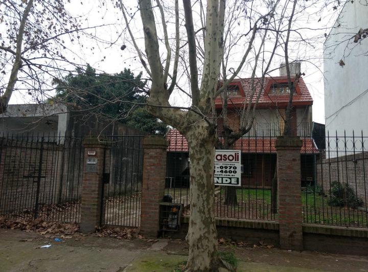 Casa · 200m² · 4 Dormitorios