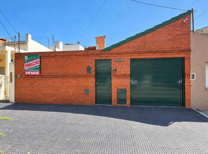 Casa · 72m² · 2 Ambientes · 1 Cochera