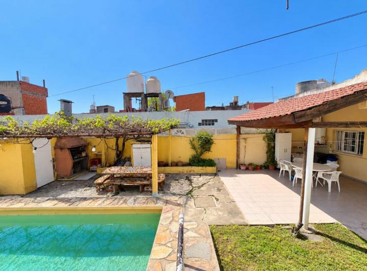 Casa · 124m² · 3 Ambientes · 1 Cochera