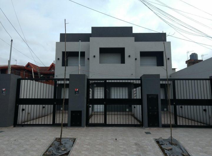 Casa · 100m² · 2 Dormitorios
