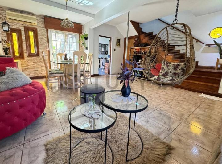 Casa · 129m² · 4 Ambientes · 1 Cochera