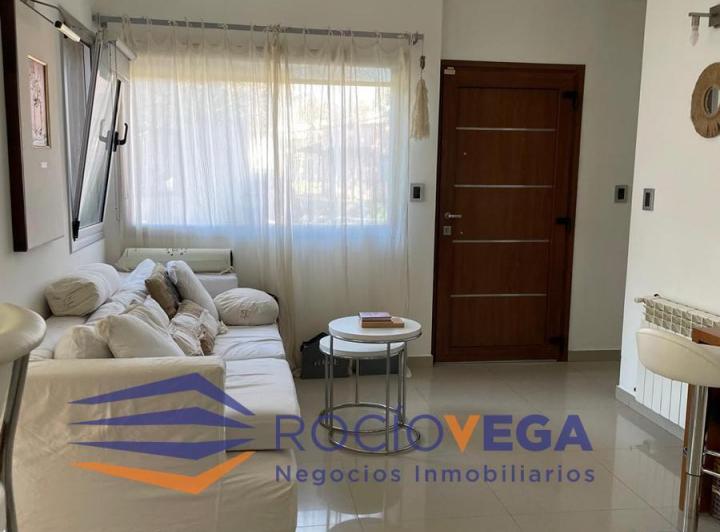 Casa · 120m² · 4 Ambientes · 2 Cocheras