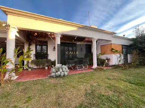 Casa en Venta en Villa Nueva de Guaymallen, Guaymallén