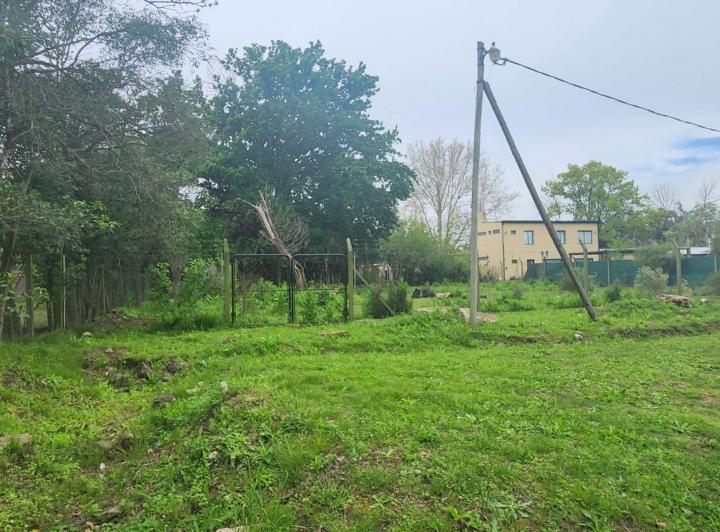 Terreno · 817m²